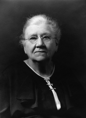  Alvina Theuerkauf Regenhardt Portrait 