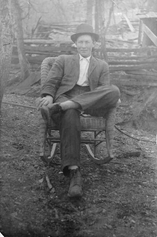  Soloman Franklin King - born 15 Feb 1893, died in 1937. Third child, first son of Samuel King and his second wife, Margaret Catherine Eads. 